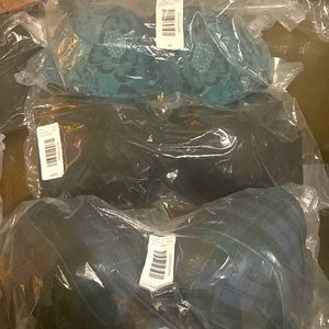 Hello I have brand new women bras for sell… 42DDD very comfy